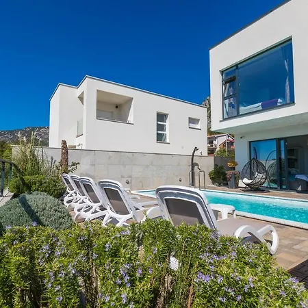 Feriehus De Shery 2 *