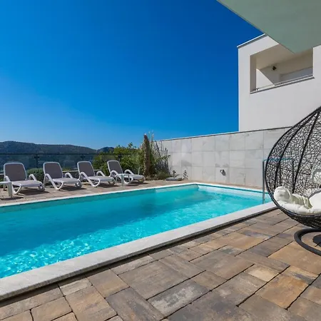 Holiday home De Shery 2