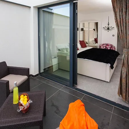 De Shery 2 Holiday home *