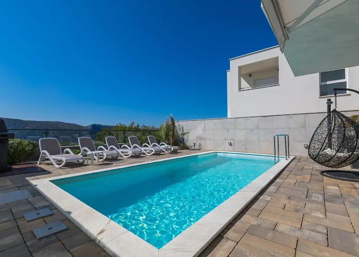 בית נופש De Shery 2 *